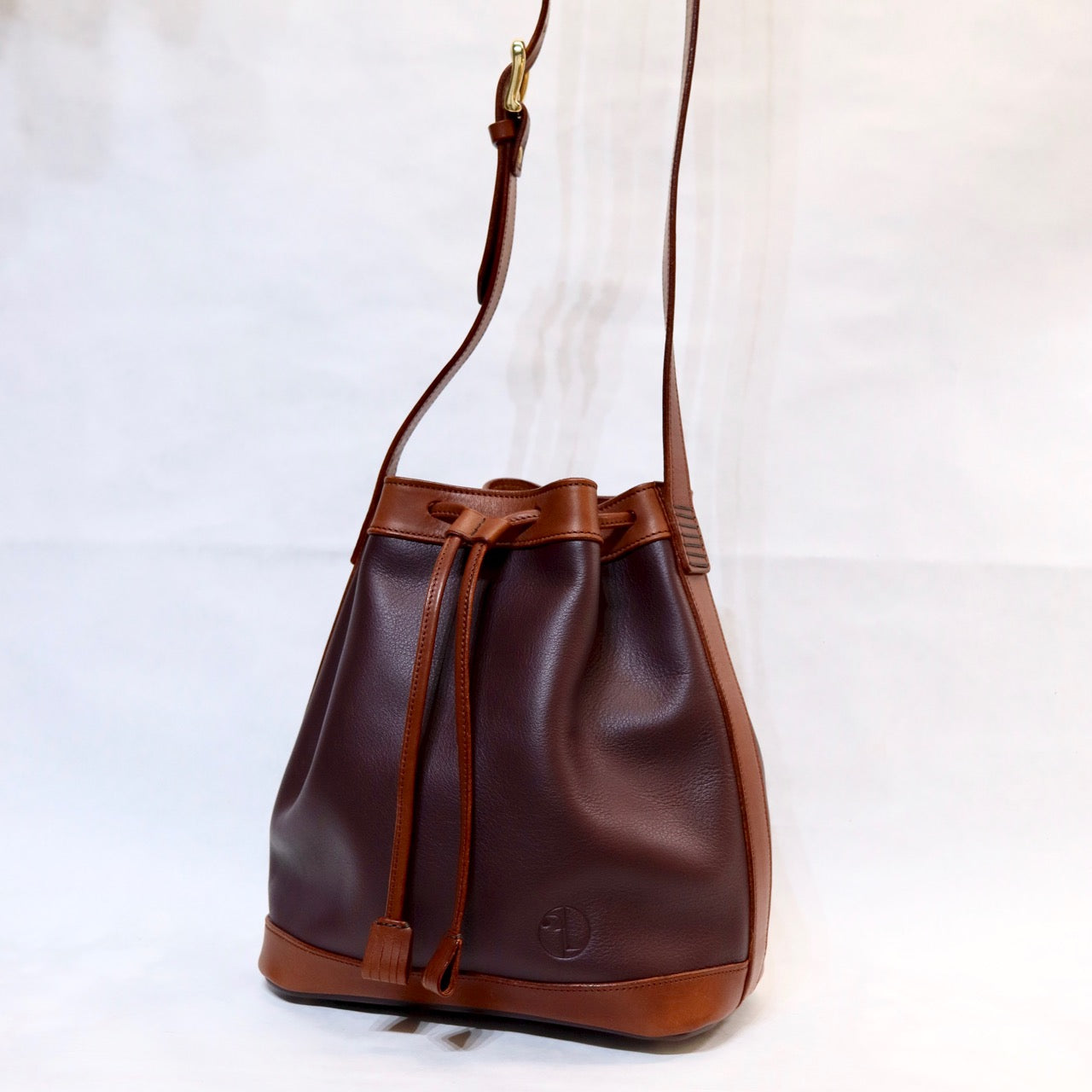 Bucket Bag Midi